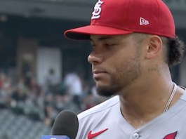 Willson Contreras injured after being hit by pitch